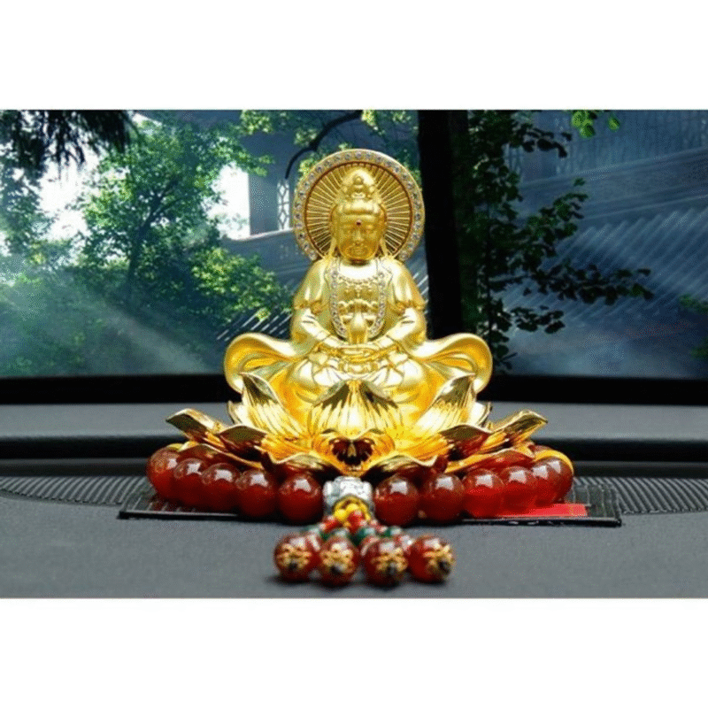 Tượng Phật Bà Quan Âm ngồi thiền để oto