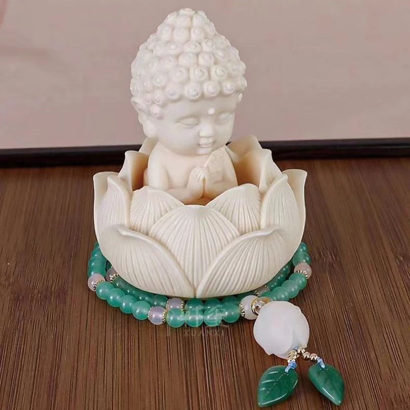 Tượng Phật ngồi đài sen