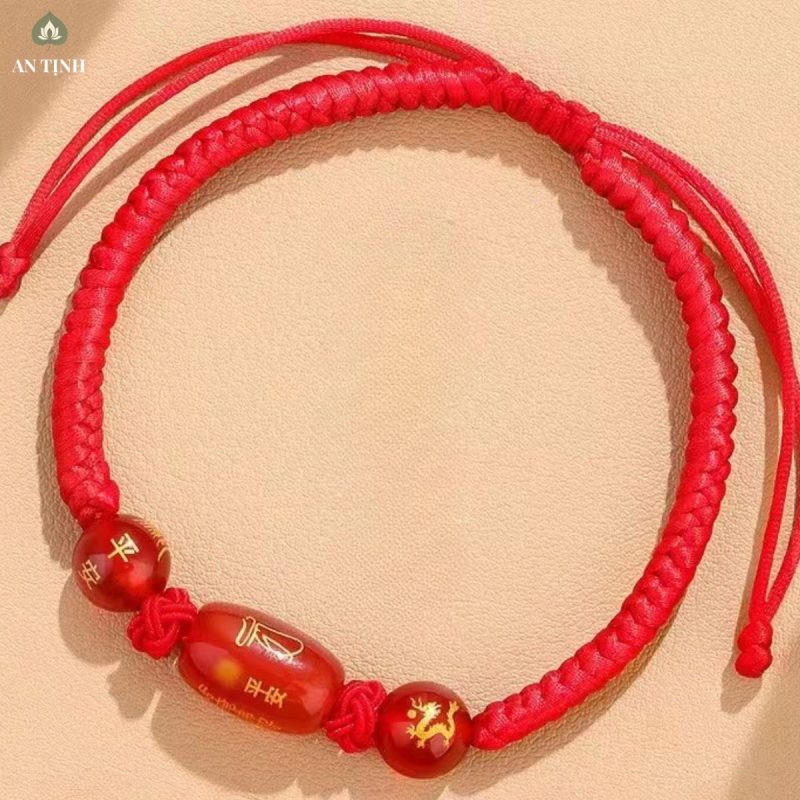 Vòng Tay Chỉ Đỏ 12 Con Giáp