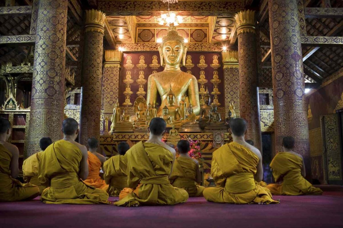 Tụng kinh là gì?