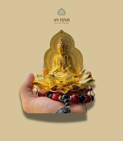 Tượng Quan Âm tọa đài sen vàng để taplo oto