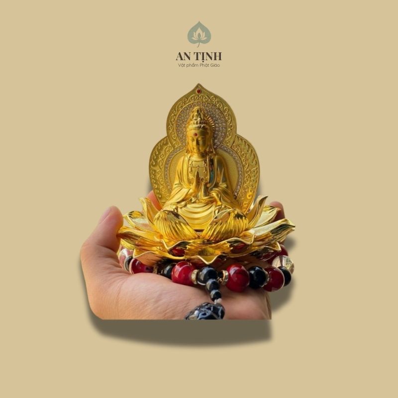 Tượng Quan Âm tọa đài sen vàng để taplo oto