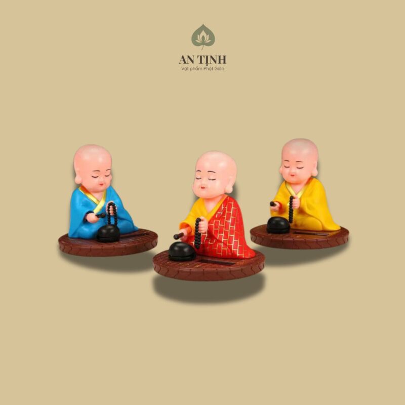 Bộ Ba Chú Tiểu Gõ Mõ Tụng Kinh 2