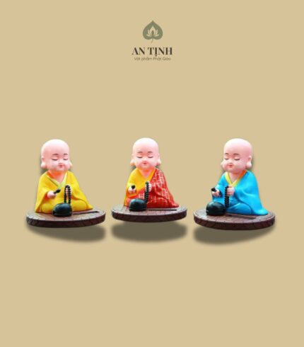 Bộ Ba Chú Tiểu Gõ Mõ Tụng Kinh