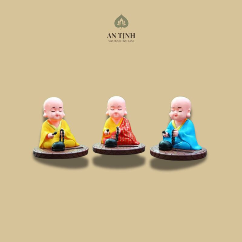 Bộ Ba Chú Tiểu Gõ Mõ Tụng Kinh