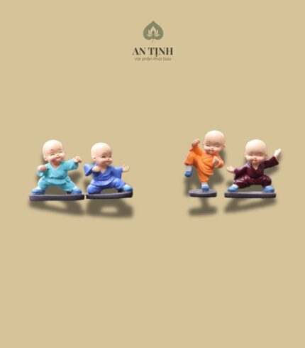 Bộ Bốn Chú Tiểu Kung Fu Cùng Lá Sen