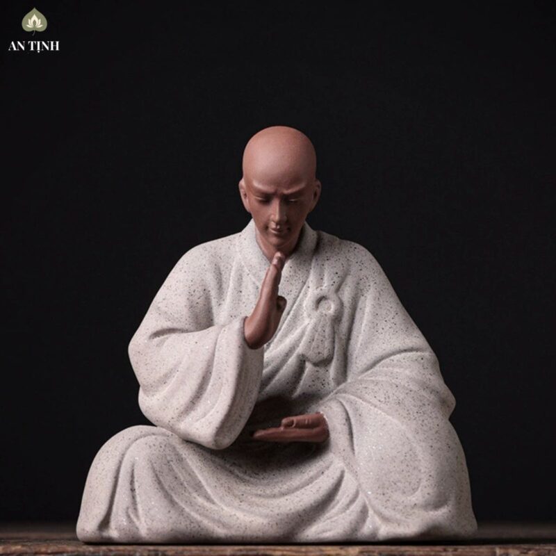 Bộ Đôi Thiền Sư Đứng Và Ngồi