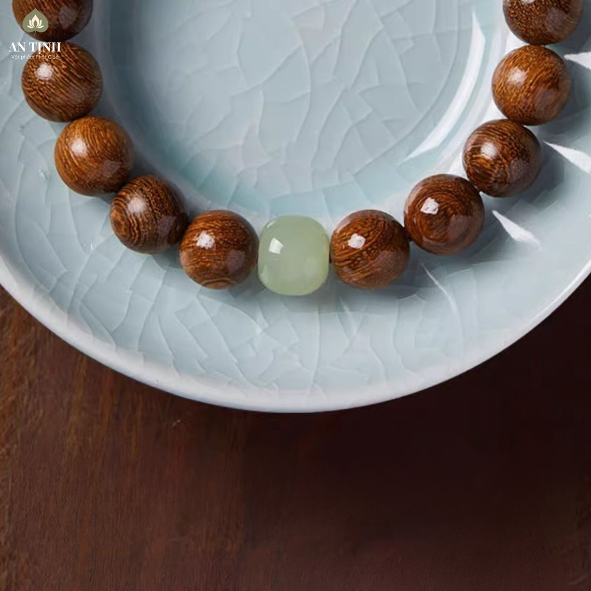 Chuỗi Đeo Tay Gỗ Đàn Hương