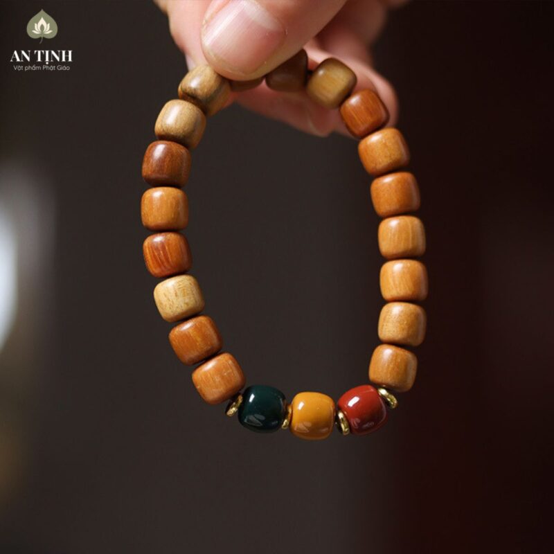Chuỗi Đeo Tay Gỗ Đàn Hương 3 Màu 2