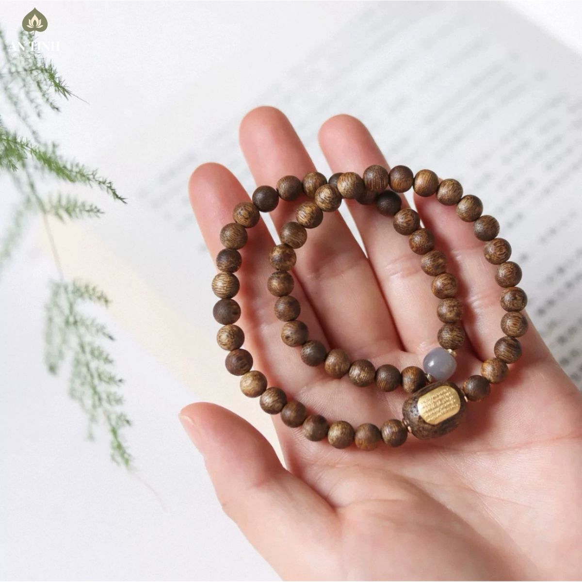 Chuỗi Hạt Gỗ Trầm Khắc Chú