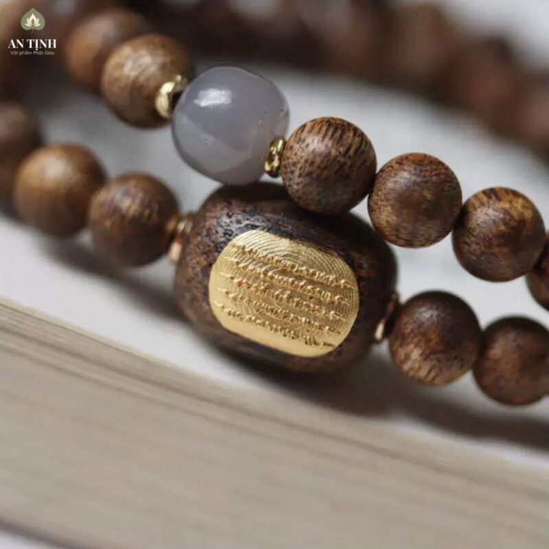 Chuỗi Hạt Gỗ Trầm Khắc Chú