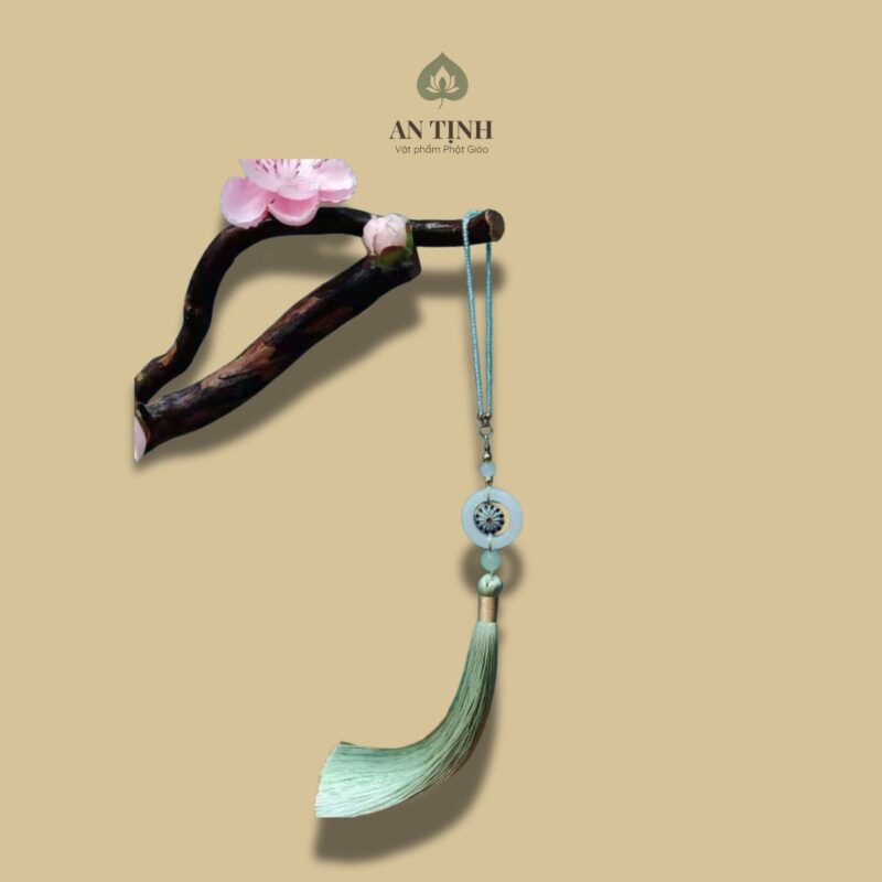 Khánh Treo Xe Mặt Dây Chuyền Ngọc Bích