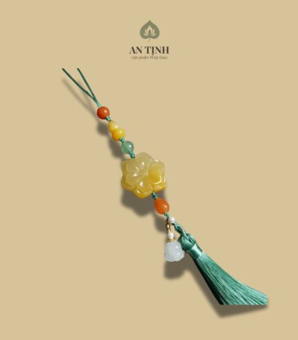 Khánh Treo Xe Mặt Ngọc Bích Hoa Thủy Tiên