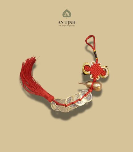 Khánh Treo Xe Năm Đồng Tiền