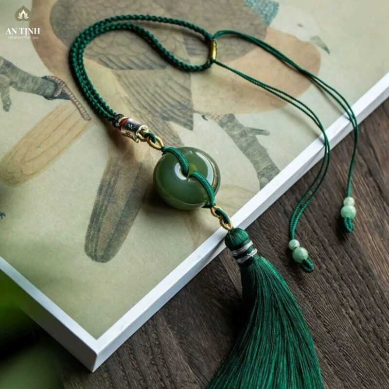 Khánh Treo Xe Ô Tô Ngọc Bích Đồng Tiền