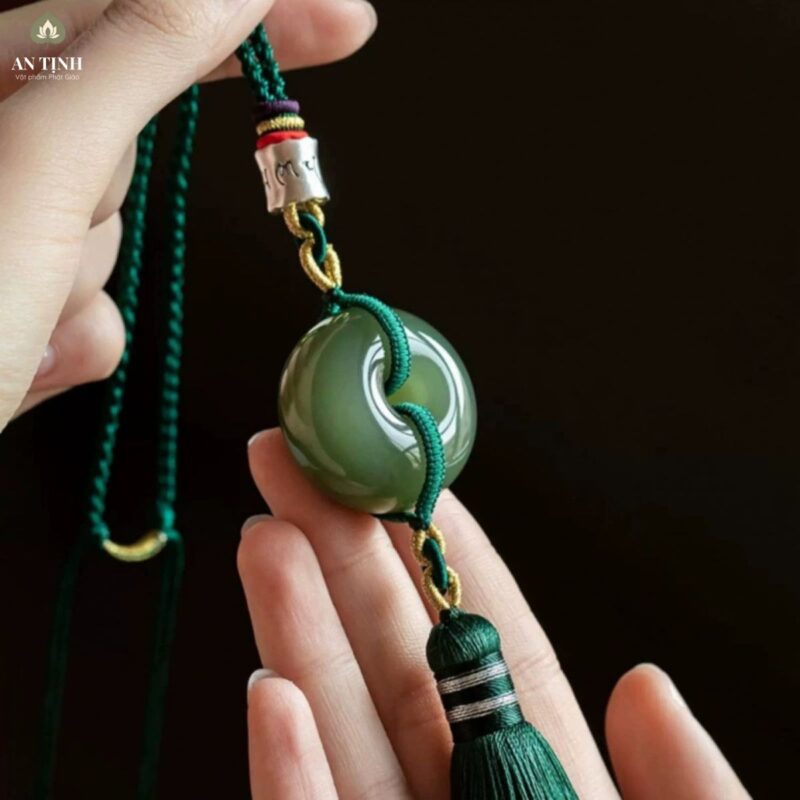 Khánh Treo Xe Ô Tô Ngọc Bích Đồng Tiền