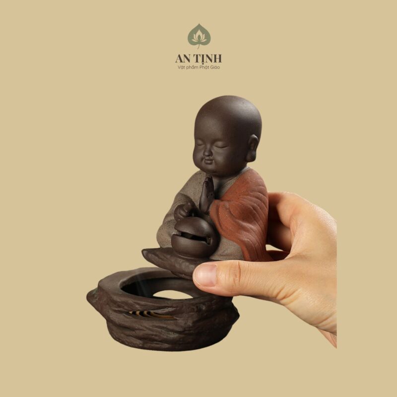 Lư Xông Trầm Nhà Sư Ngồi Gõ Mõ
