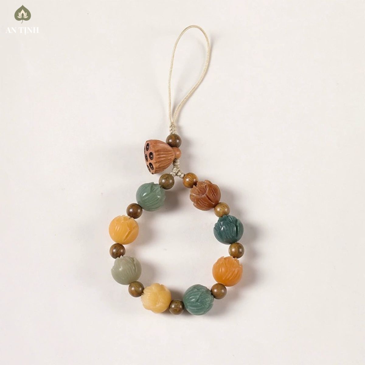 Móc Khóa Điện Thoại Đài Sen Hạt Bồ Đề