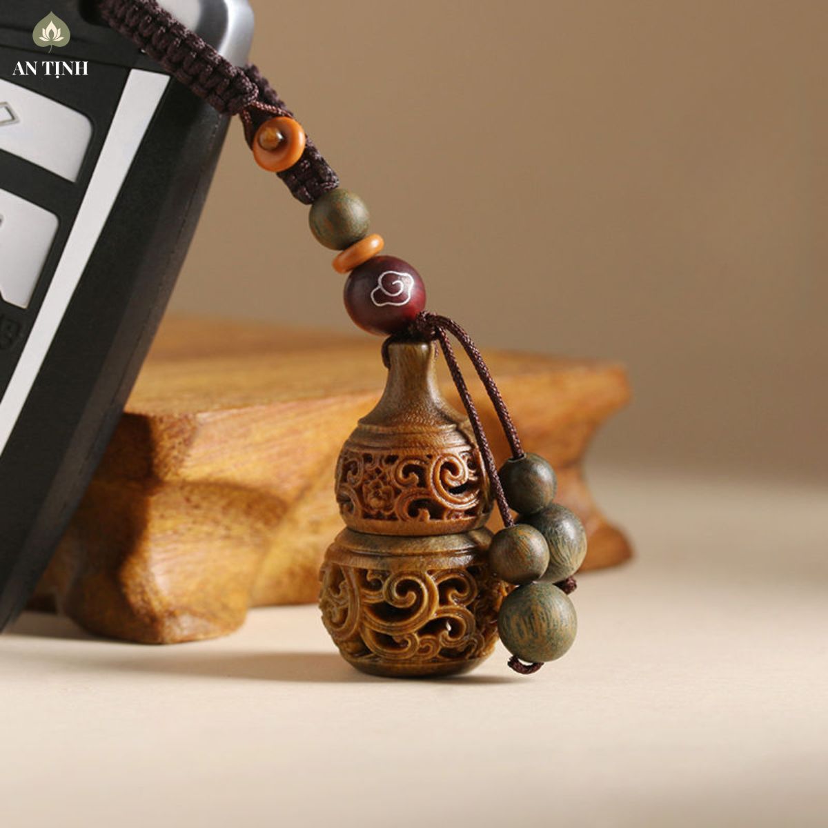 Móc Khóa Hồ Lô Bằng Gỗ Đàn Hương