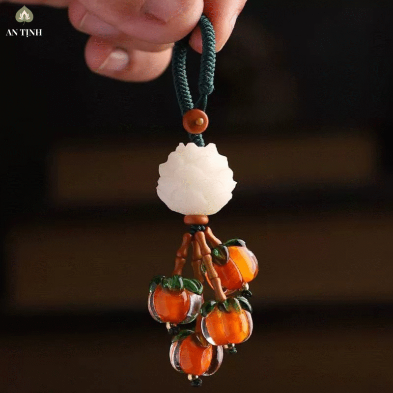 Móc Khóa Hoa Sen Cùng Quả Hồng