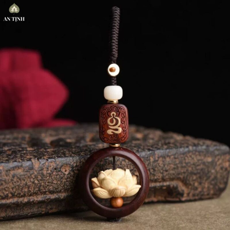 Móc Khóa Hoa Sen Xoay Gỗ Đàn Hương