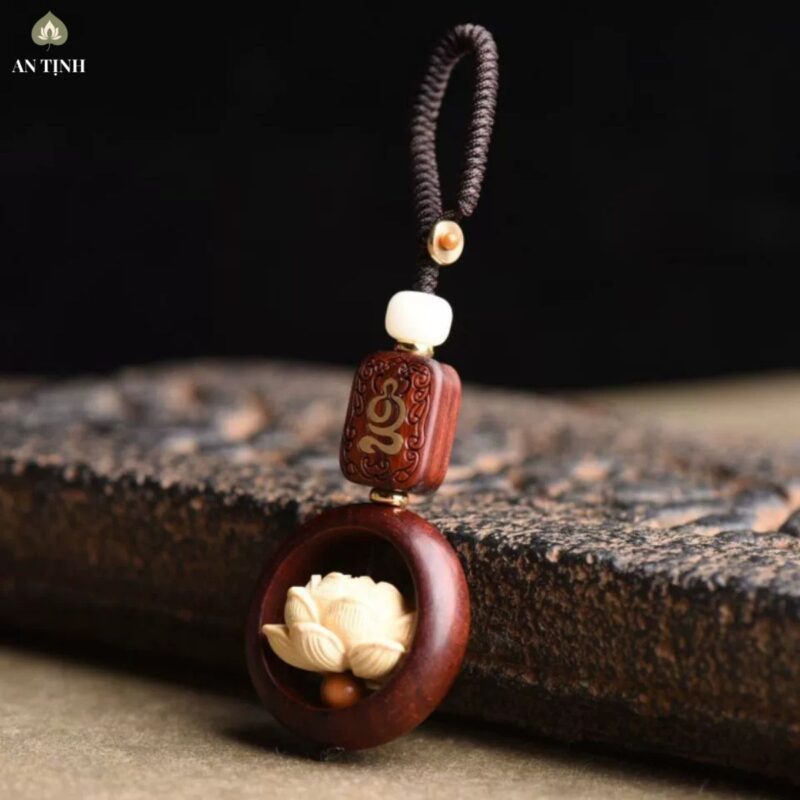 Móc Khóa Hoa Sen Xoay Gỗ Đàn Hương