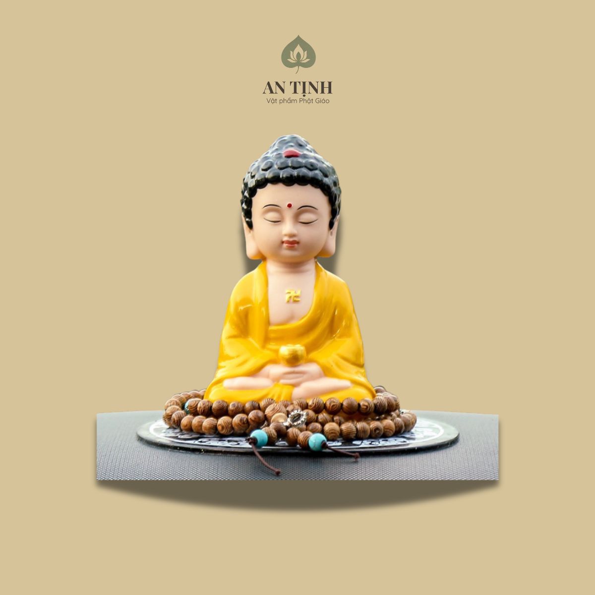 Tượng Để Xe Phật Như Lai Mặc Áo Vàng