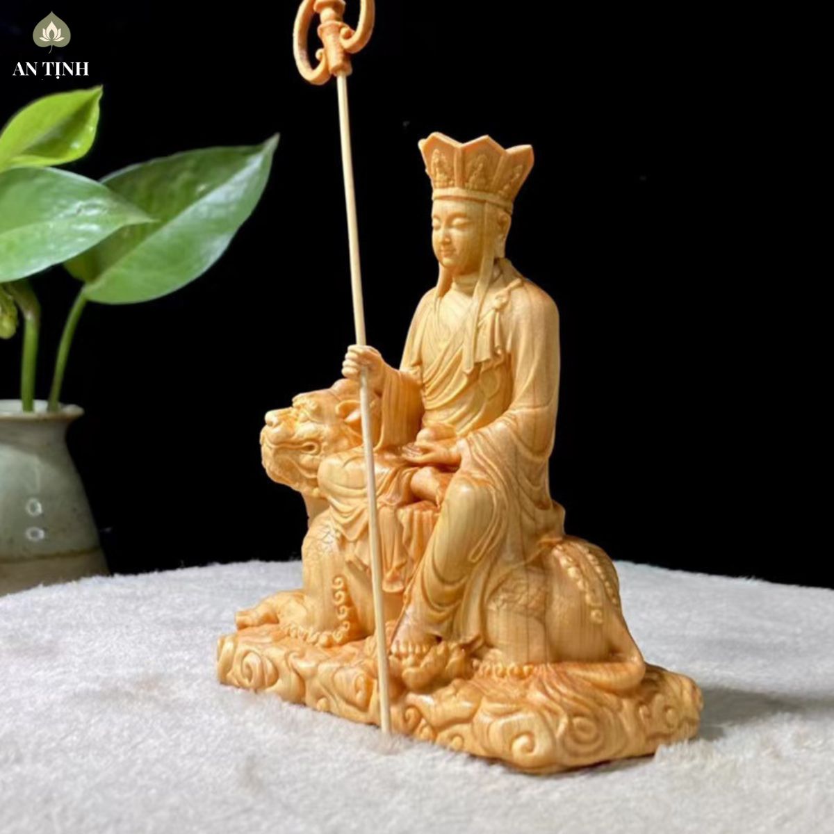 Tượng Gỗ Địa Tạng Vương Cưỡi Thú Tượng Gỗ Địa Tạng Vương Cưỡi Thú