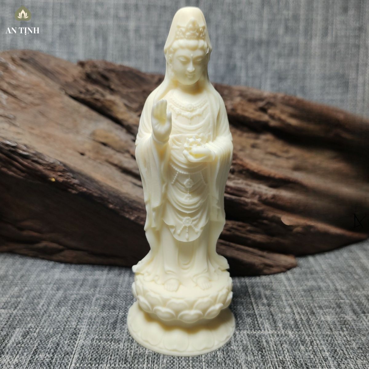 Tượng Nam Hải Quan Âm Để Xe Ô Tô Tượng Nam Hải Quan Âm Để Xe Ô Tô