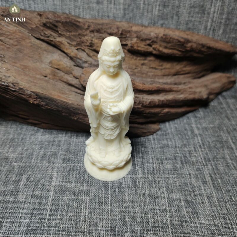 Tượng Nam Hải Quan Âm Để Xe Ô Tô
