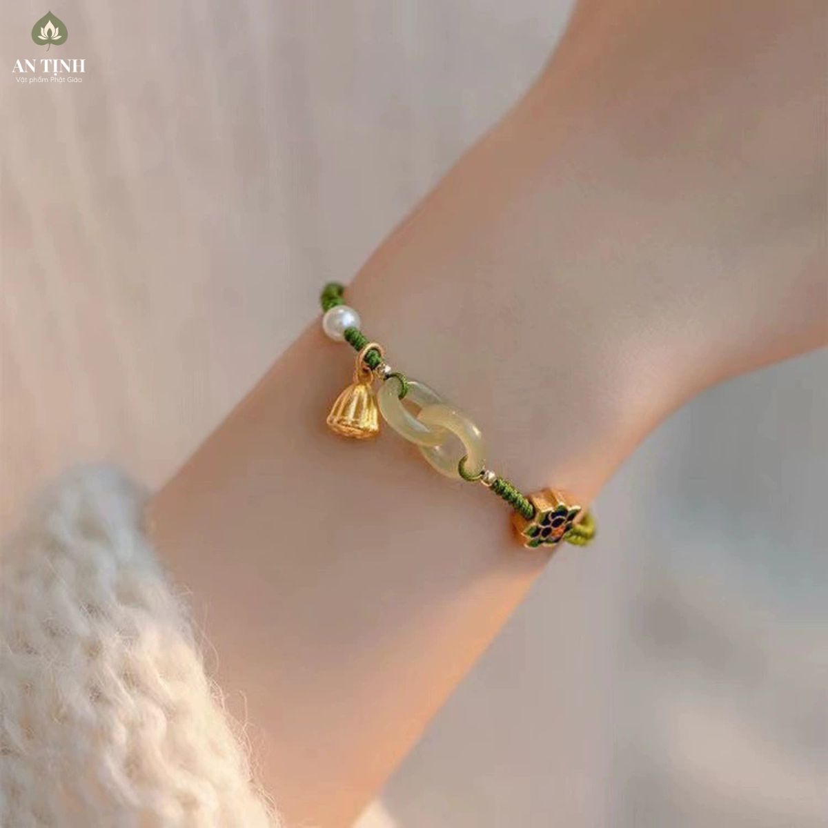 Vòng Tay Chỉ Xanh Lá Hoa Sen Ngọc Xanh