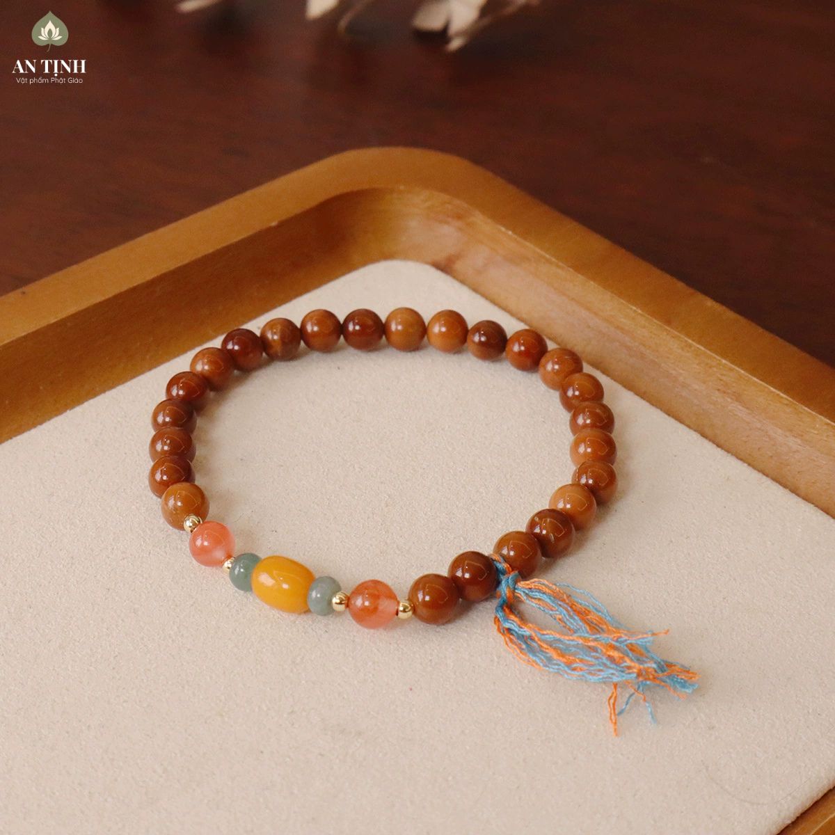 Vòng Tay Đá Mã Não Màu Đường Mix Charm Tâm Giao