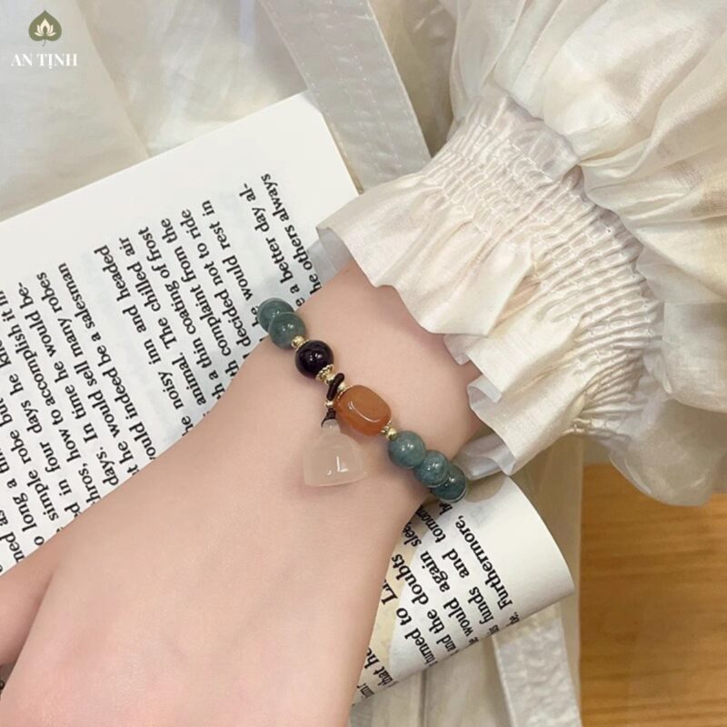 Vòng Tay Đính Hạt Ngọc Sen