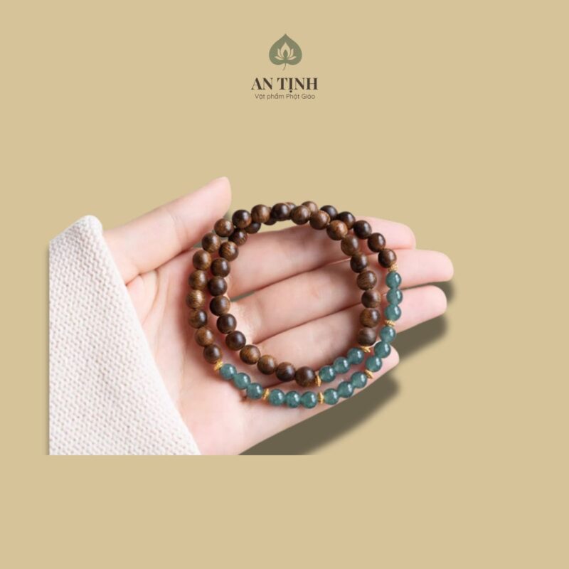 Vòng Tay Trầm Mix Đá Ngọc Bích Xanh Dương