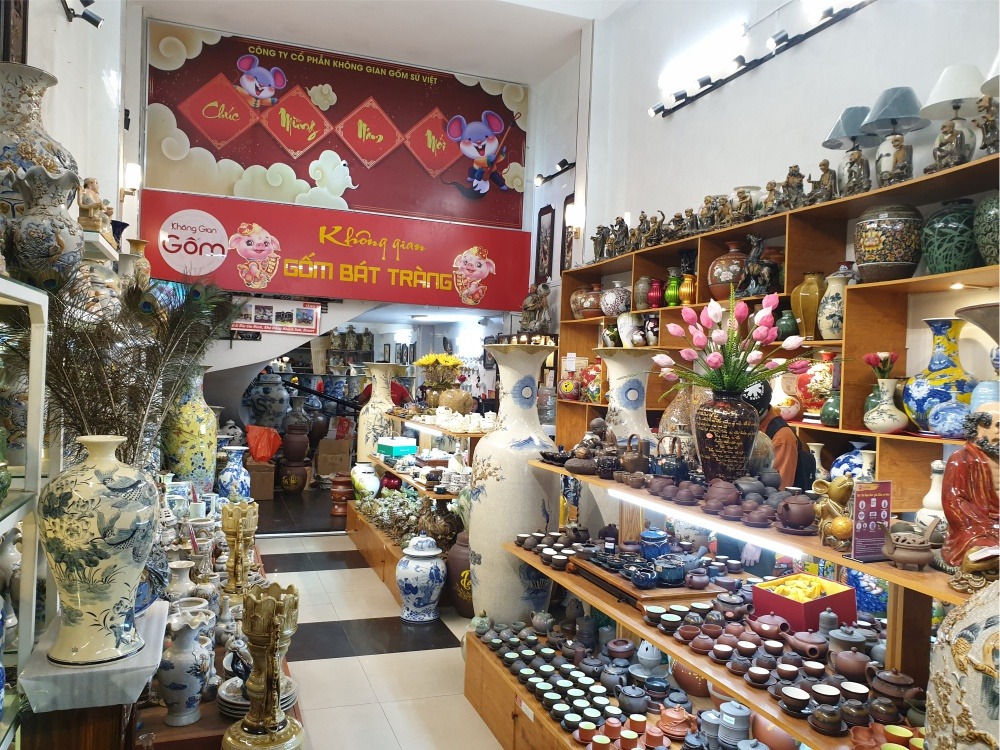 Không Gian Gốm Bát Tràng – Gốm sứ thờ cúng chuẩn Bát Tràng