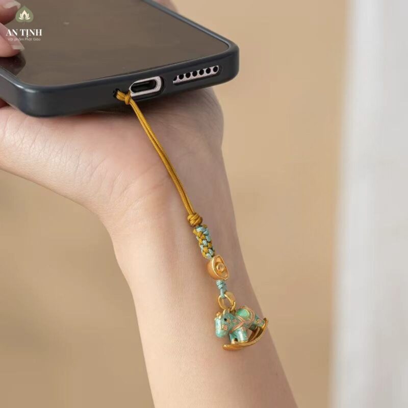 Dây Treo Điện Thoại Mạ Vàng Ngựa May Mắn