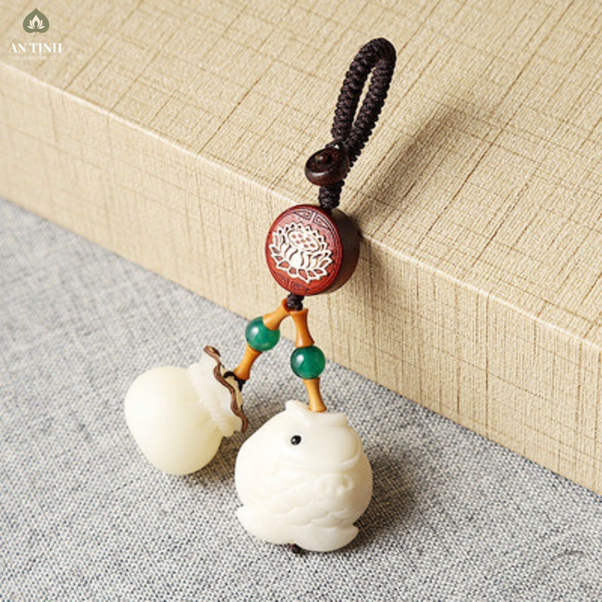 Móc Khóa Cá Chép Ngọc Tụ Bảo Bình An (2) Móc Khóa Cá Chép Ngọc Tụ Bảo Bình An