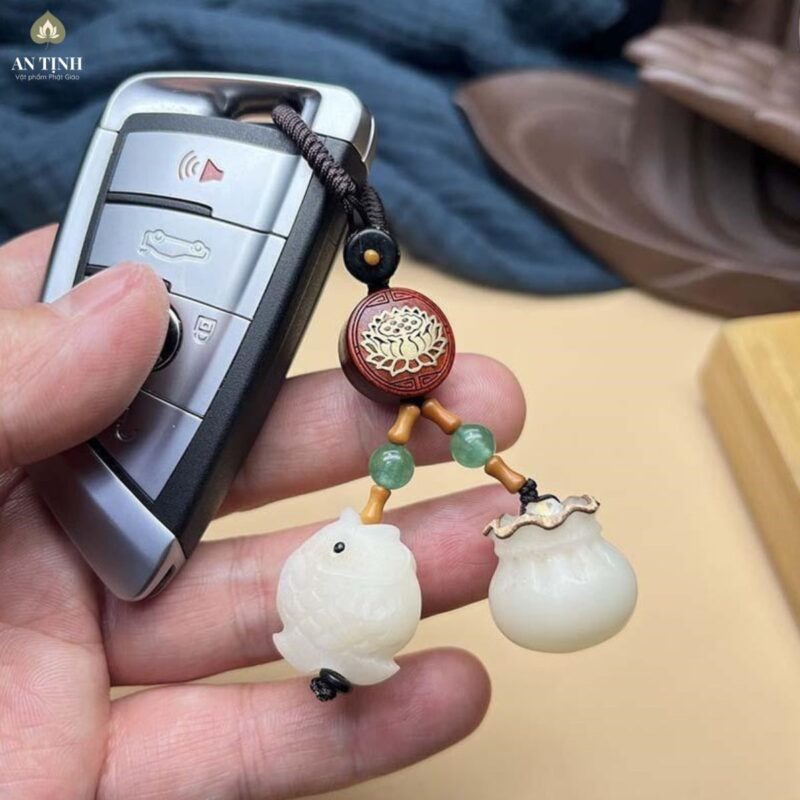 Móc Khóa Cá Chép Ngọc Tụ Bảo Bình An