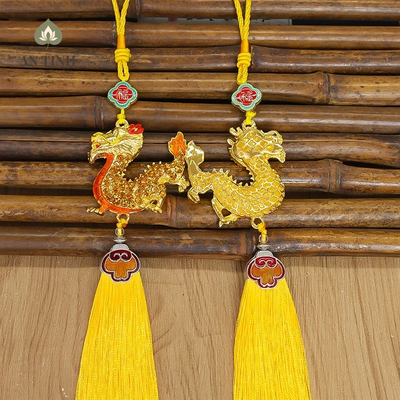 Khánh treo xe ô tô hình Gà Trống