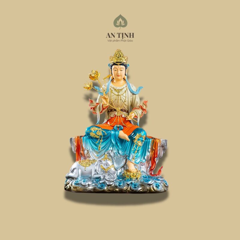 Phổ Hiền Bồ Tát là một vị Bồ Tát quan trọng trong Phật giáo, biểu tượng cho sự thực hành và hành động để đạt giác ngộ, thường được gọi là "Đại Hạnh". Ngài thường xuất hiện bên cạnh Đức Phật Thích Ca Mâu Ni, cùng với Văn Thù Bồ Tát, tạo thành bộ ba "Hoa Nghiêm Tam Thánh" tượng trưng cho trí tuệ, từ bi và hành động.