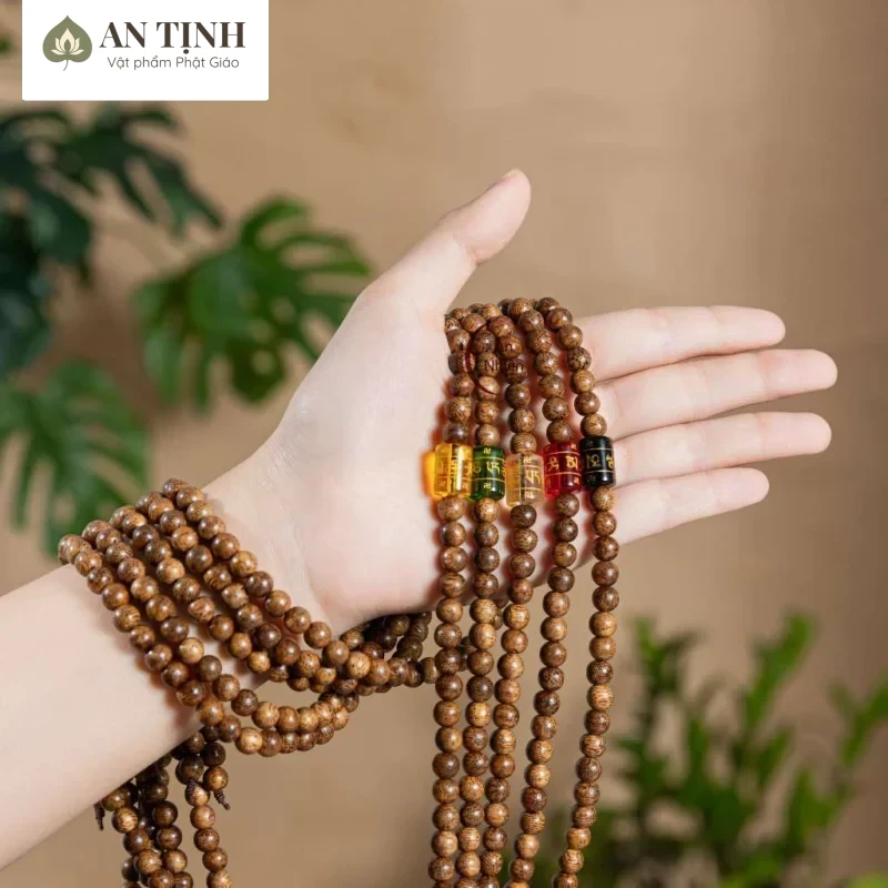 Số hạt phong thủy may mắn phổ biến cho nam giới là 13, 17, 21, 25 hạt