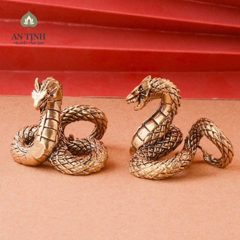 Tượng Rắn phong thủy