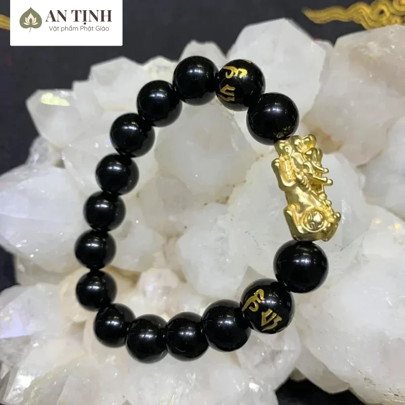 Vòng tay gắn linh vật