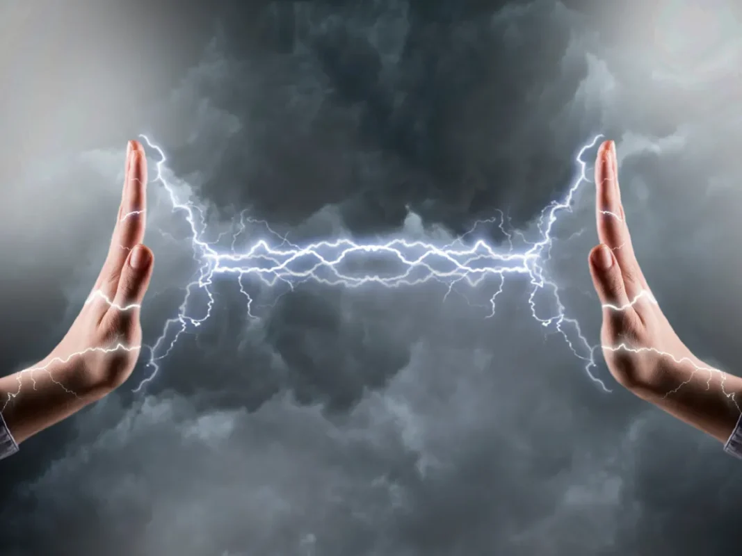 Bát tụ bảo hóa giải năng lượng tiêu cực nhờ khả năng xua tan tà khí và mang lại vượng khí tốt