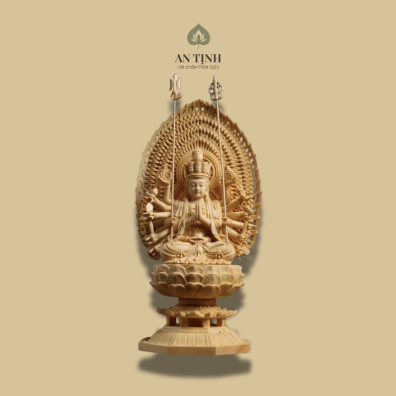 Thiên Thủ Thiên Nhãn Bồ Tát, thường gọi là Phật Bà Nghìn Mắt Nghìn Tay, là một hóa thân của Quan Thế Âm Bồ Tát với hình tượng đặc biệt: có ngàn mắt để thấy khắp và ngàn tay để cứu giúp chúng sinh. Ngài biểu thị cho lòng từ bi vô bờ và khả năng cứu khổ chúng sanh không giới hạn trên khắp thế gian