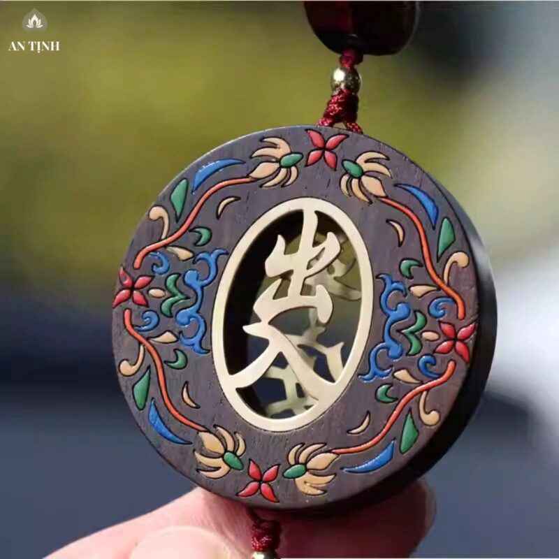 Khánh Treo Xe Gỗ Mun Bình An Tường Vân