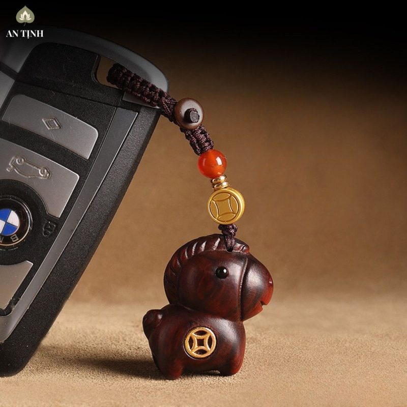 Móc Khóa Ngựa Gỗ Đàn Hương Đỏ