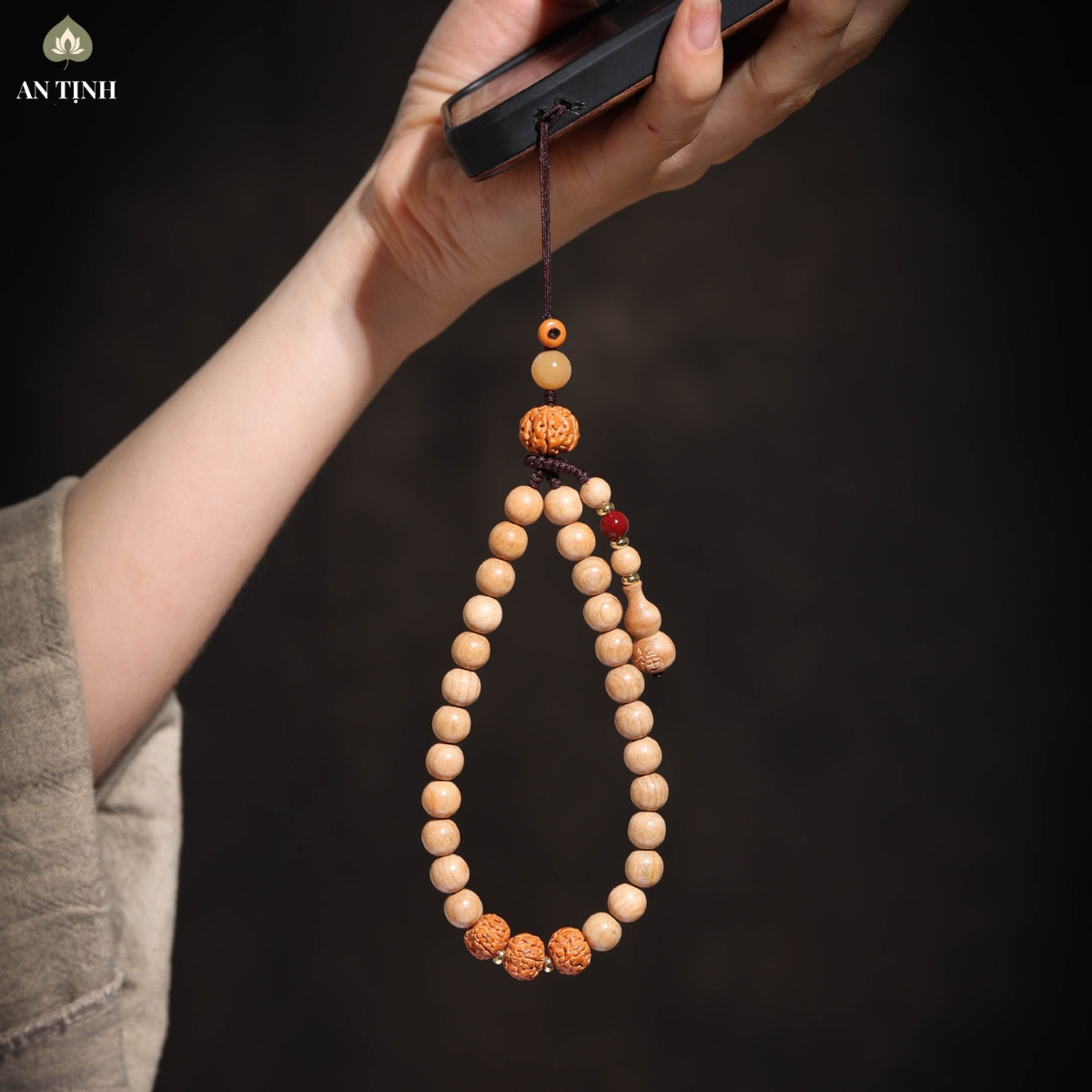 Dây Treo Điện Thoại Gỗ Đào Hồ Lô Bình An 8mm
